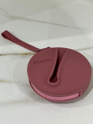 Monedero estuche labial Rhode rosa tierra