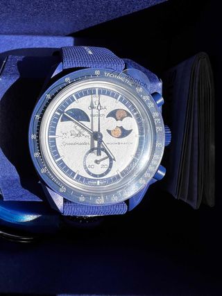 Swatch x Omega Moonswatch Mission To Earthphase 