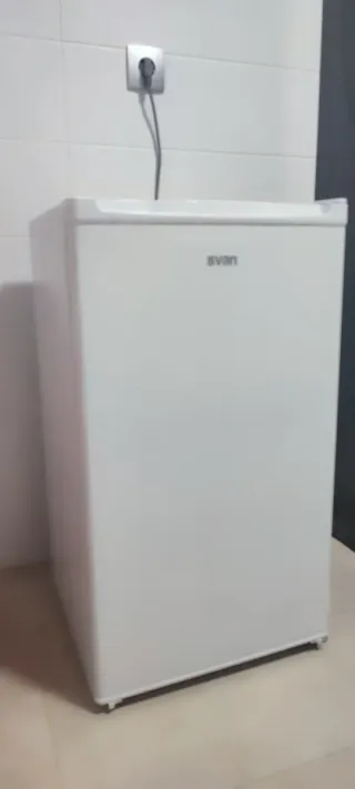 Frigorífico SVAN – Práctico (¡Sin congelador!)