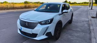 SUV eléctrico por 15750€: Peugeot e-2008