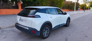 SUV eléctrico por 15750€: Peugeot e-2008