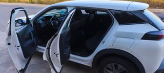 SUV eléctrico por 15750€: Peugeot e-2008