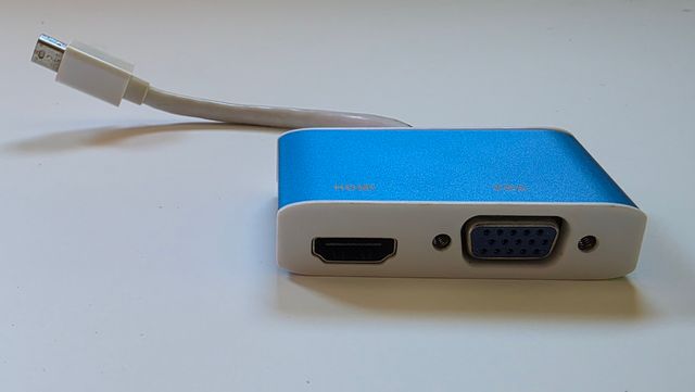 Microsoft Surface Pro 5 Docking Station como nueva