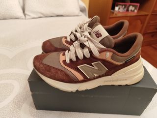 Zapatillas New Balance Marrones y Rosas