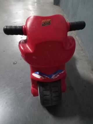 Moto correpasillos infantil Feber azul y rojo