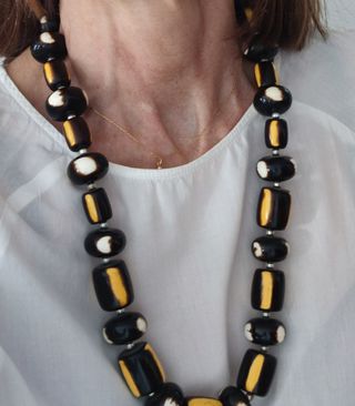 Collar de cuentas llamativo