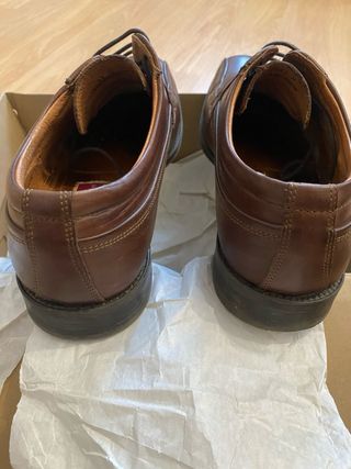 Zapatos de vestir marrones