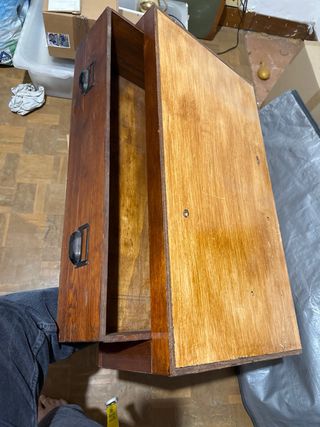 Cajonera de madera marrón