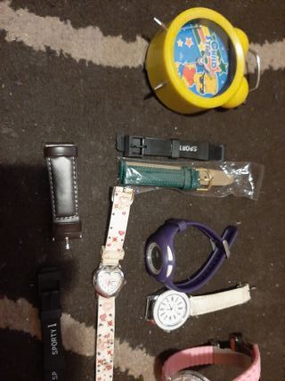 Lote de relojes, para arreglar  o piezas y correas