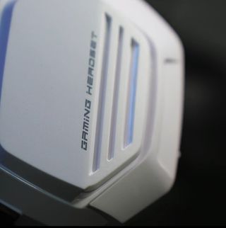 Cascos Gaming Blancos con Micrófono