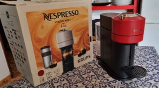 Cafetera Nespresso Vertuo Next Krups Roja