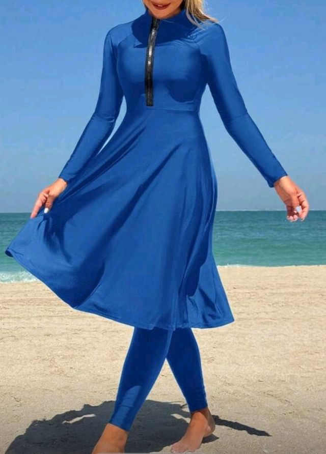 Bañador azul manga larga