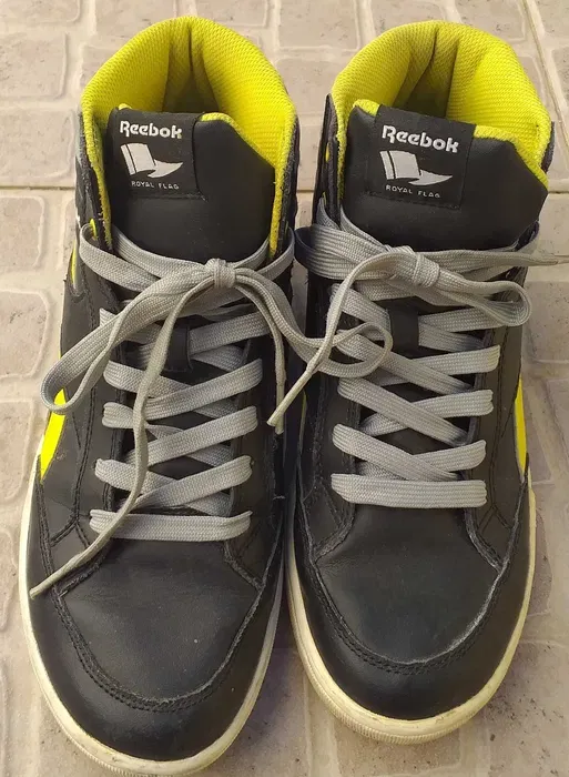 Tênis Reebok Royal Flag Preto e Amarelo