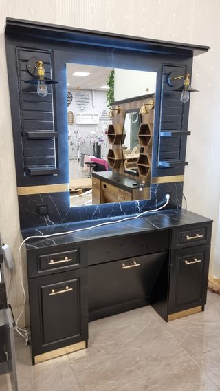Tocador Profesional Barbería Moderno