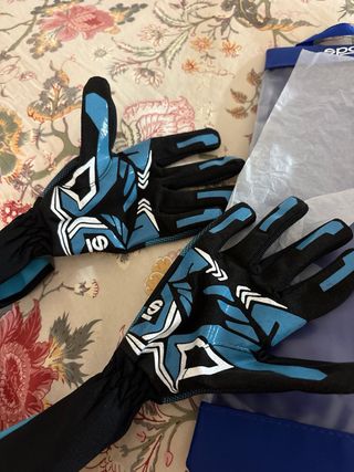 Guantes Sparco Azules y Negros
nuevos a estrenar 