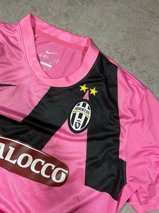 Camiseta Juventus 2011/12 Vintage Rosa Estrella