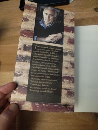 Demokratak eta biolentoak (Literatura) (Basque ...