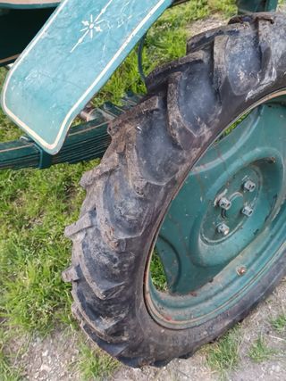 se vende o se cambia charret