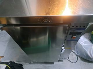 Calentador eléctrico VIZU para comidas.