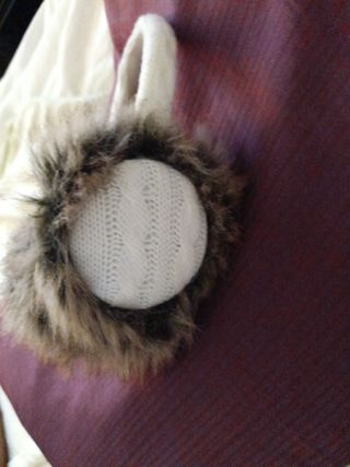 Orejeras de pelo sintético para el frio