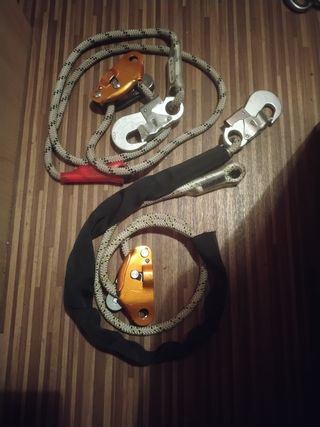Aseguradores Petzl Grillon Hook 2 m.