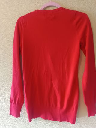 Chaqueta de punto roja con bolsillos