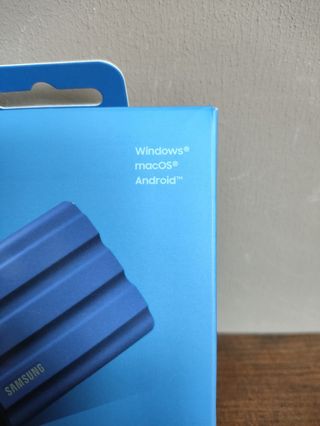 Samsung T7 Shield SSD portátil 1TB
