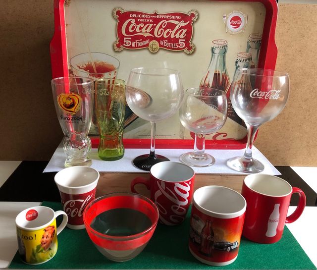 Coca Cola , colección de 120 vasos distintos.