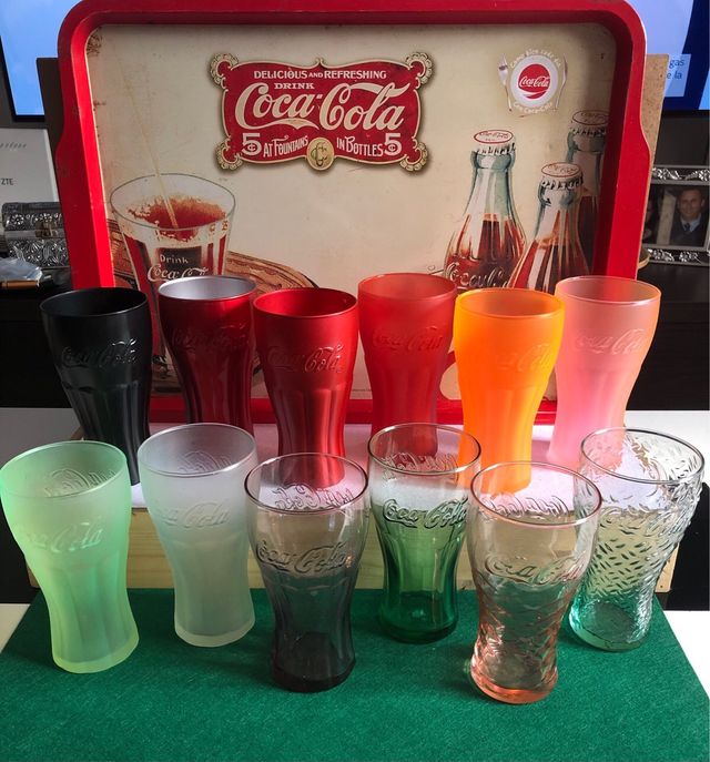 Coca Cola , colección de 120 vasos distintos.