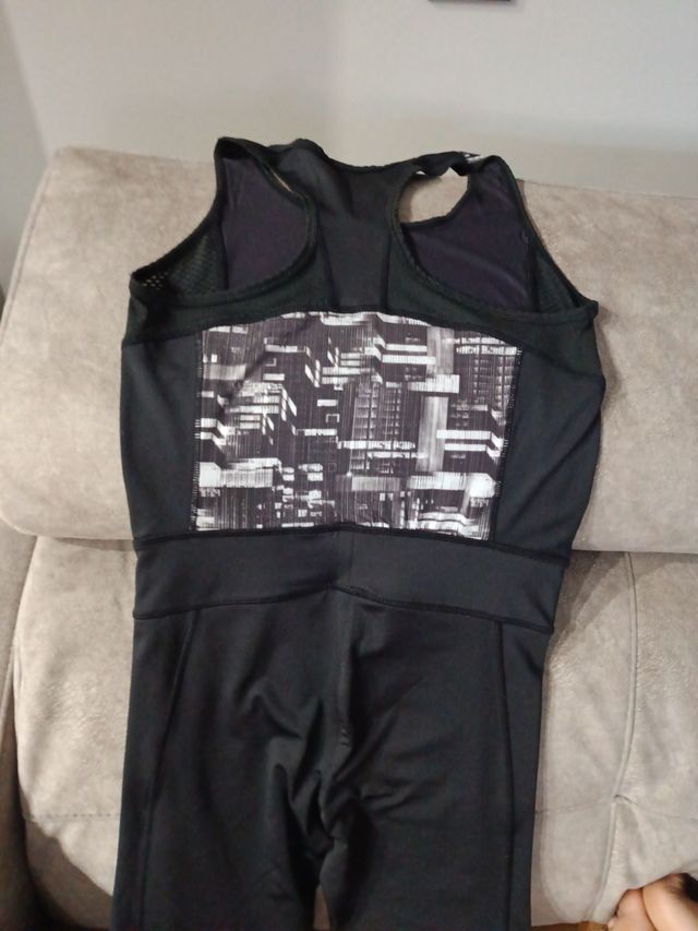 Conjunto deportivo Domyos