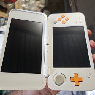 New Nintendo 2DS XL Bianco Arancione