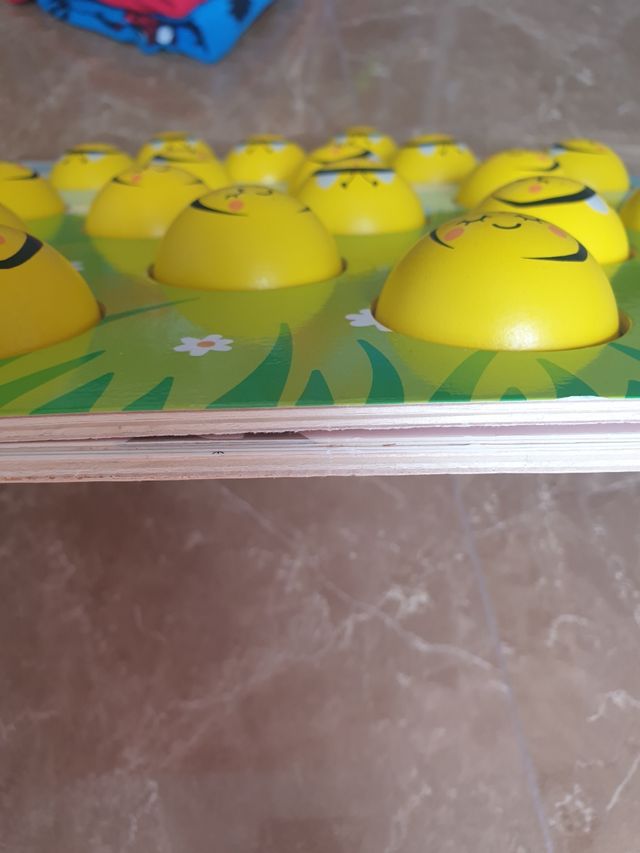 Juego infantil de abejas