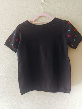 Top Naf Naf floral bordado