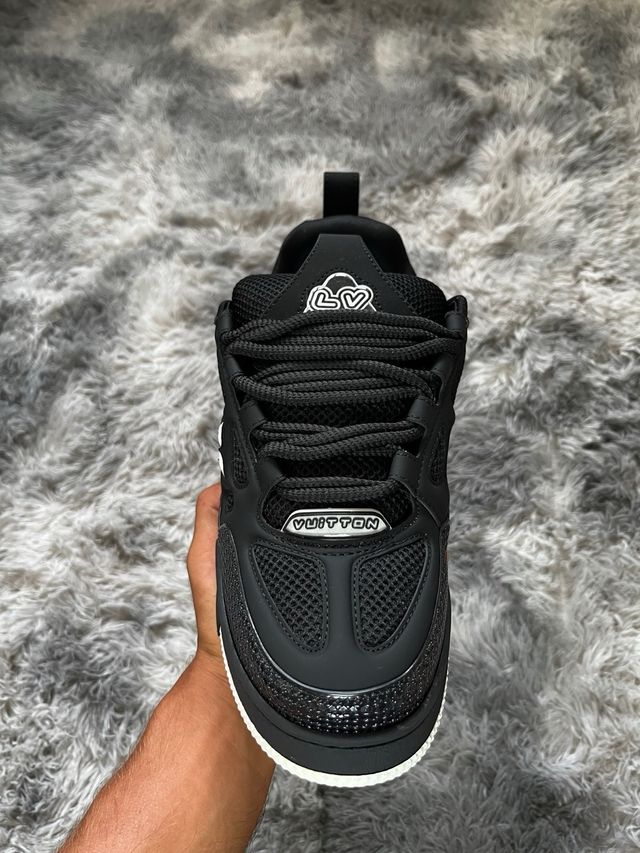 Sneaker LV Skate (nere)