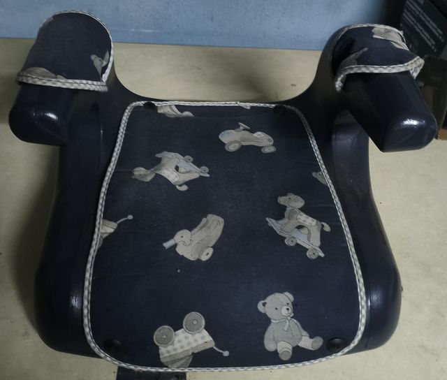 Banco de carro infantil