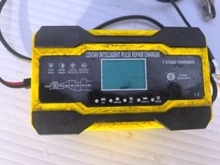 Cargador Batería Inteligente 12V/24V