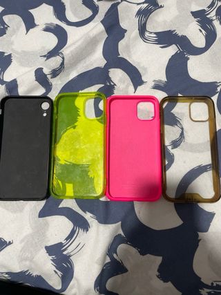 Fundas iPhone 11 / XR (4 unidades)