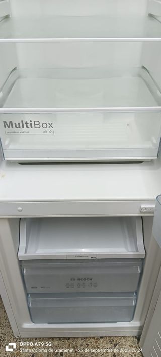 NEVERA COMBI BOSCH NO FROST ENERGÍA A+