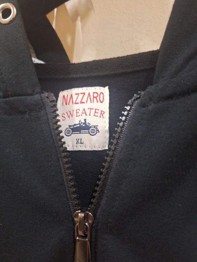 Maglia giromanica con cappuccio e zip