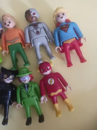Muñecos Playmobil DC Comics
Huevo Kinder sorpresa
