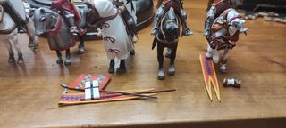 Lotto 26 soldatini piombo a cavallo