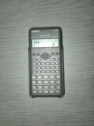 Calculadora Casio fx-82MS