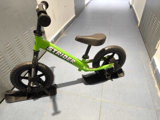 Bici de equilibrio Strider para nieve