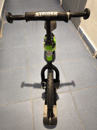 Bici de equilibrio Strider para nieve