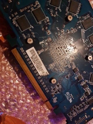 Tarjeta gráfica ASUS GeForce 9600 GT 512MB – Retro