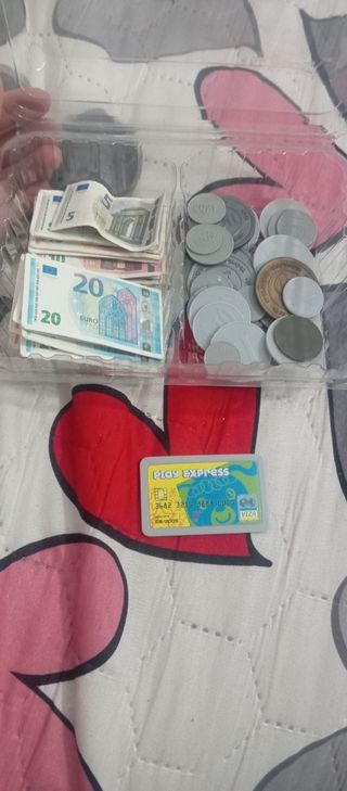 Caja registradora de juguete con accesorios