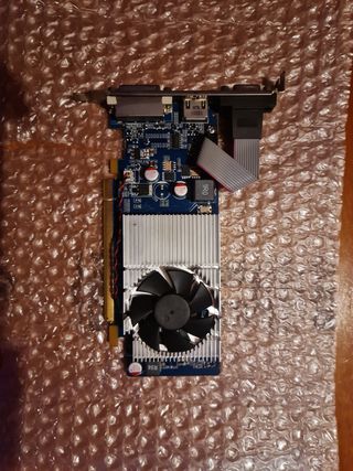 Tarjeta Gráfica NVIDIA GeForce 315 512MB DDR3