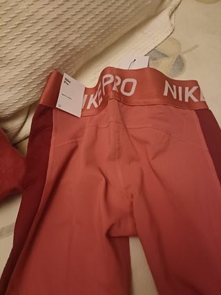 Mallas Nike Pro Mujer Rosa y Rojo