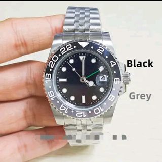 Reloj Bruce Wayne Negro y gris