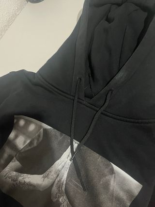 Sudadera Negra Pray con Estampado